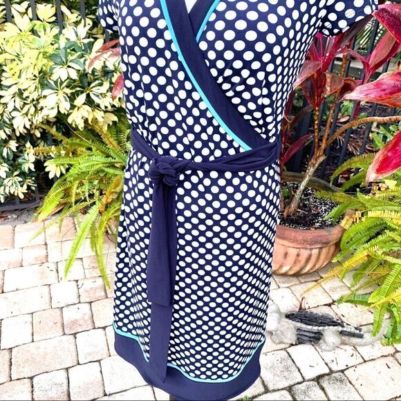 🍍3/$15🍍 TahariBelted Midi Dress - Picture 2 of 7